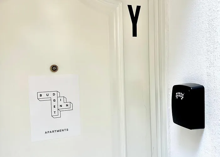 Apartment Budget *